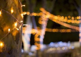 lights-g3694b4c2f_1920